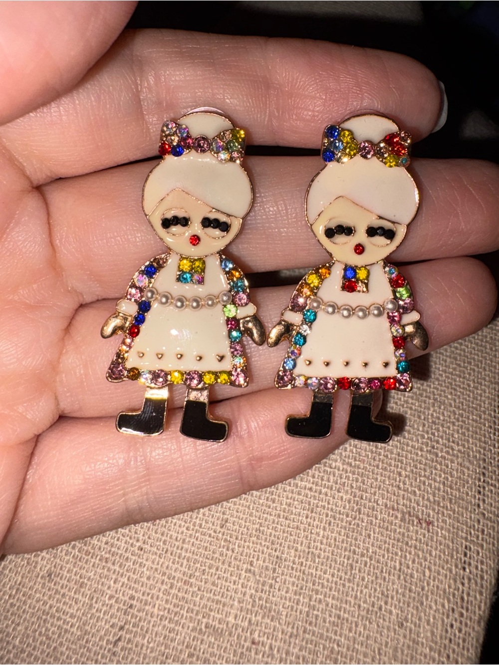 Mrs. Claus Earrings Pair